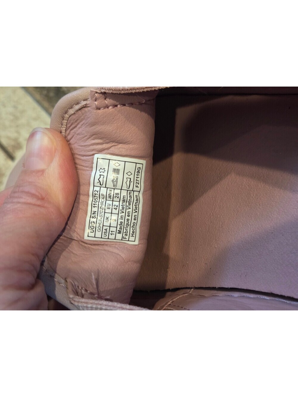 UGG Women's Jass slip-on sneakers in a dusty rose leather / white platform sole - Picture 11 of 11